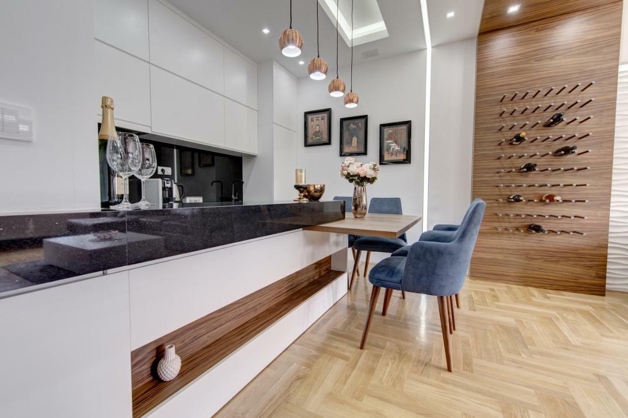 Centar President Appartement Arandelovac Buitenkant foto
