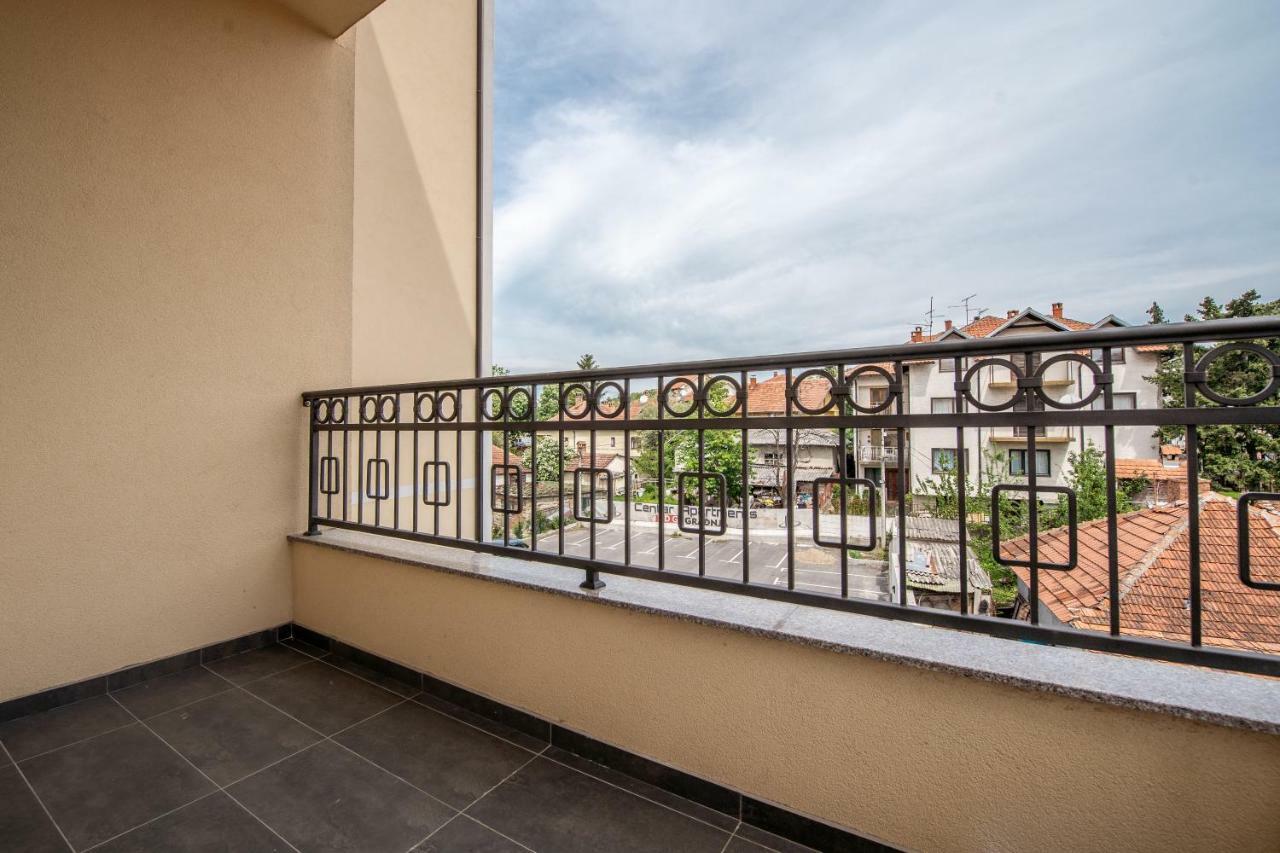 Centar President Appartement Arandelovac Buitenkant foto